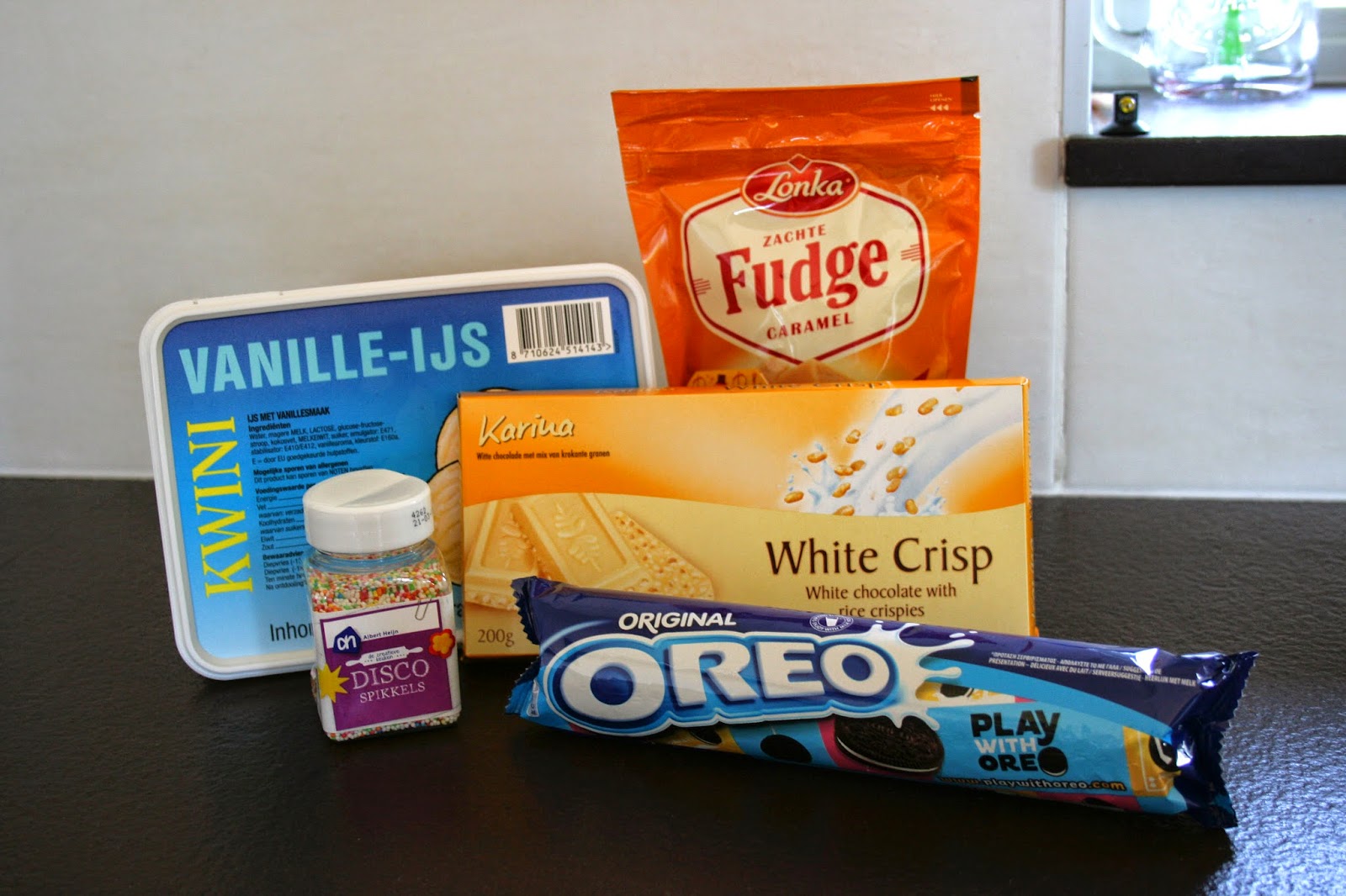 Verwonderend Recipe: White Oreo With Ice Cream | pretty world AJ-33